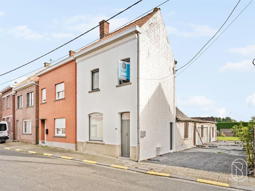Huis te koop in Rue des Croisons 14,
                    7750 Amougies