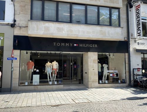                                         Bien commercial à louer à Roeselare, € 6.500
