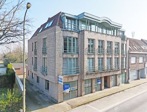                                         Bureaux à vendre à Olsene, € 250.000
