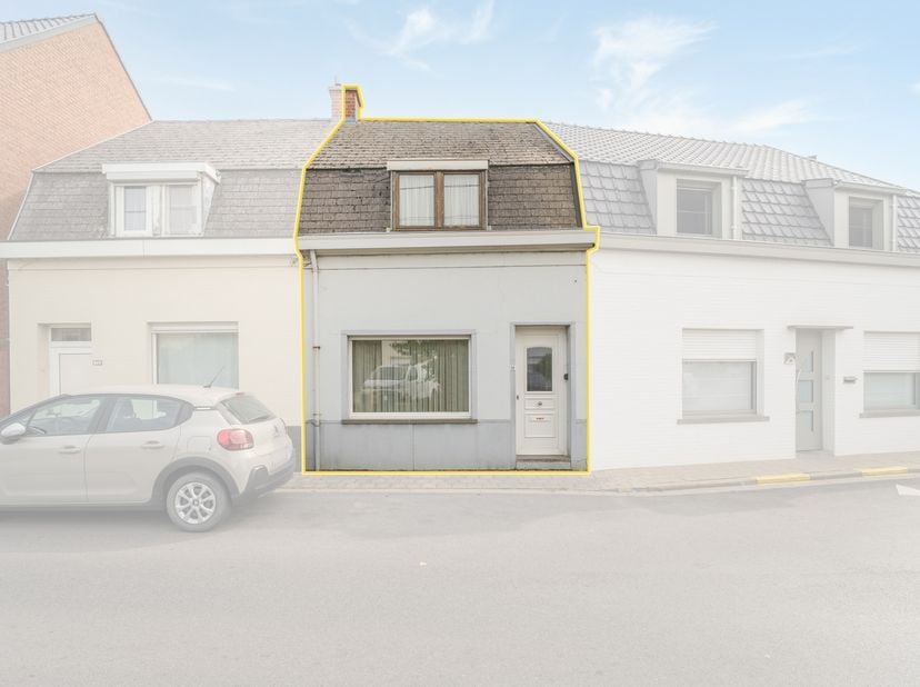 Op zoek naar een woning boordevol potentieel die u volledig naar eigen hand kunt zetten? Dan is deze eigendom in Avelgem precies wat u zoekt. Dankzij