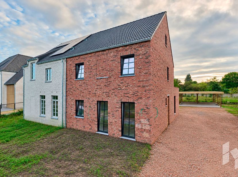 Huis te koop in Einde 34,
                    3920 Lommel