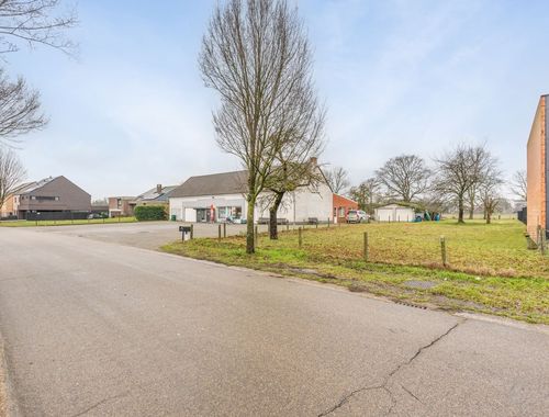                                         Grond te koop in Heusden, € 569.000
