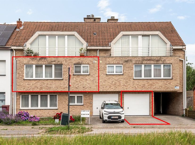 Zeer verzorgd en instapklaar appartement<br />
Ligging: invalsweg tussen Calesberg en Schoten centrum, vlotte bereikbaarheid naar de Horstebaan en kle