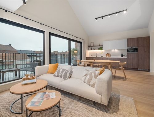                                         Eengezinswoning te koop in Kortrijk, € 405.000
