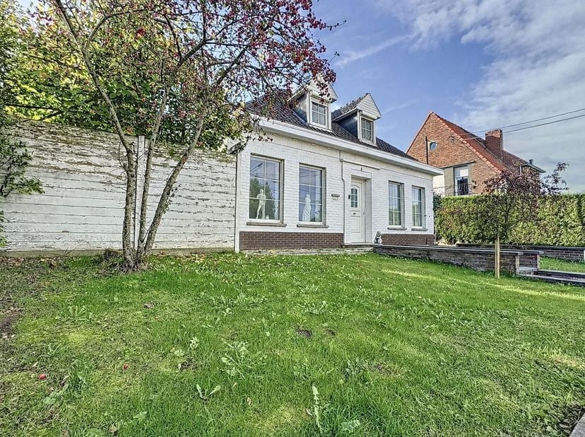 Huis te koop in Grote Weg 140,
                    8930 Rekkem