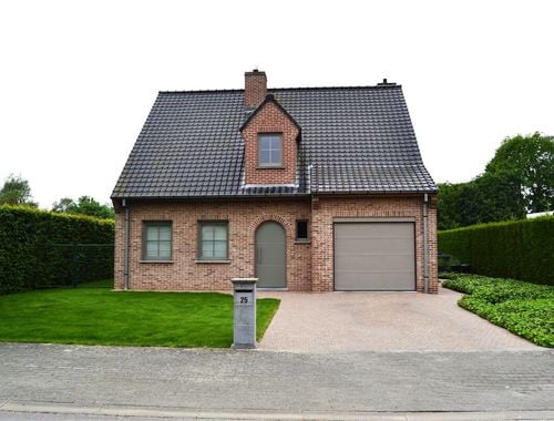                                         Woning te huur in Bossuit, € 950
