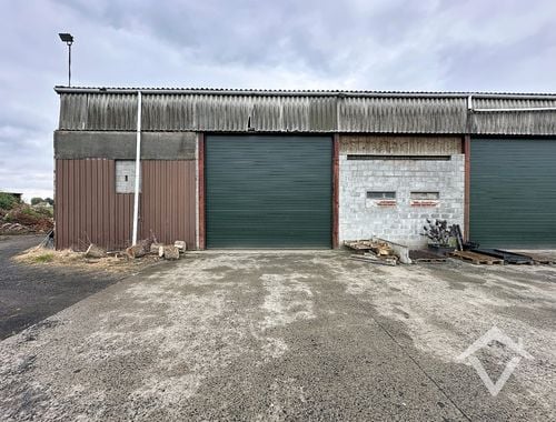                                         Entrepôt à louer à Koekelare, € 750
