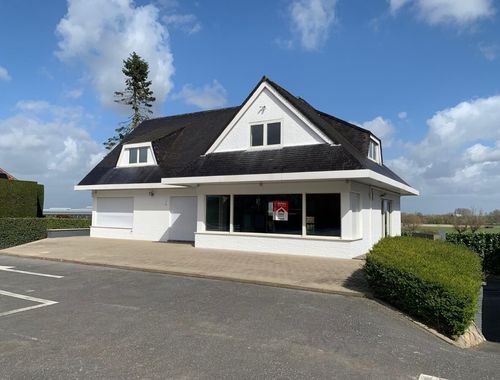                                         Bien commercial avec habitation à vendre à Moorsele, € 325.000
