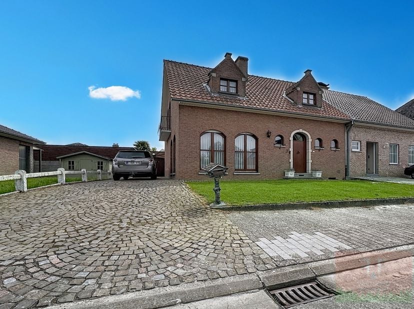 Maison à vendre
                    à 9550 Herzele