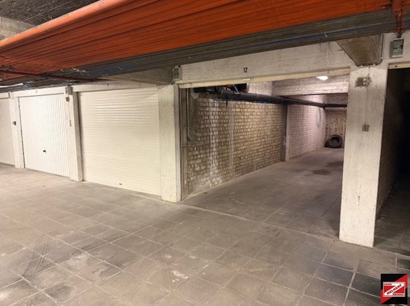Garage box à vendre - Excellente situation près de Digue de Mer et la place Rubens!