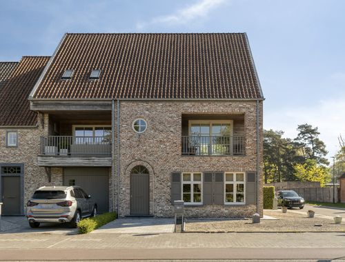                                        Duplex te koop in Uitbergen, € 349.000
