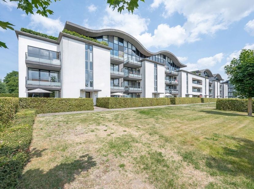 Appartement te koop in Raadsherenlaan 32 bus 0302,
                    8310 Sint-Kruis