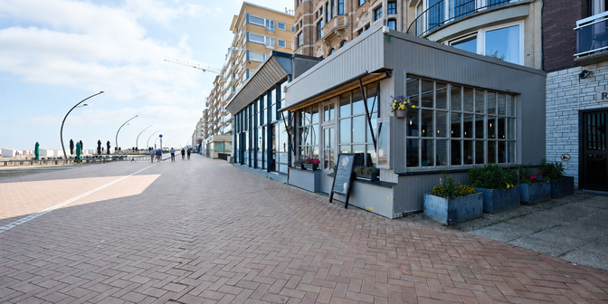 Bedrijfsvastgoed te koop in Zeedijk 22, 8660 De Panne