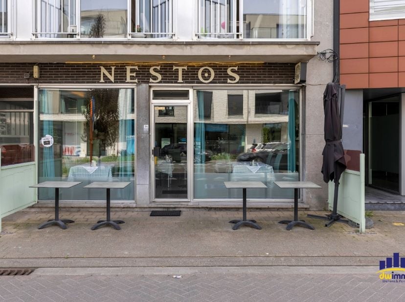 Bien professionnel à remettre
                    à 9800 Deinze