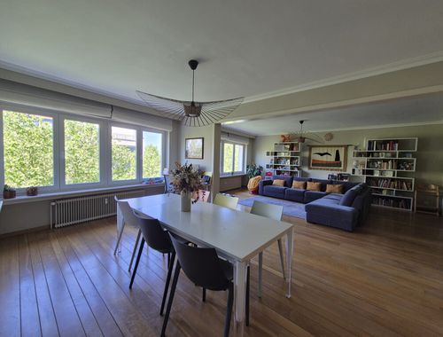                                         Appartement te huur in Ukkel, € 3.200
