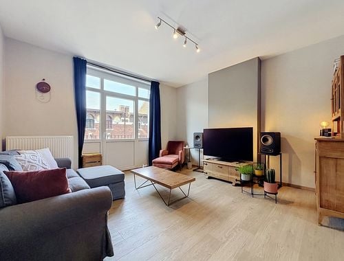                                         Appartement à louer à Liège, € 800
