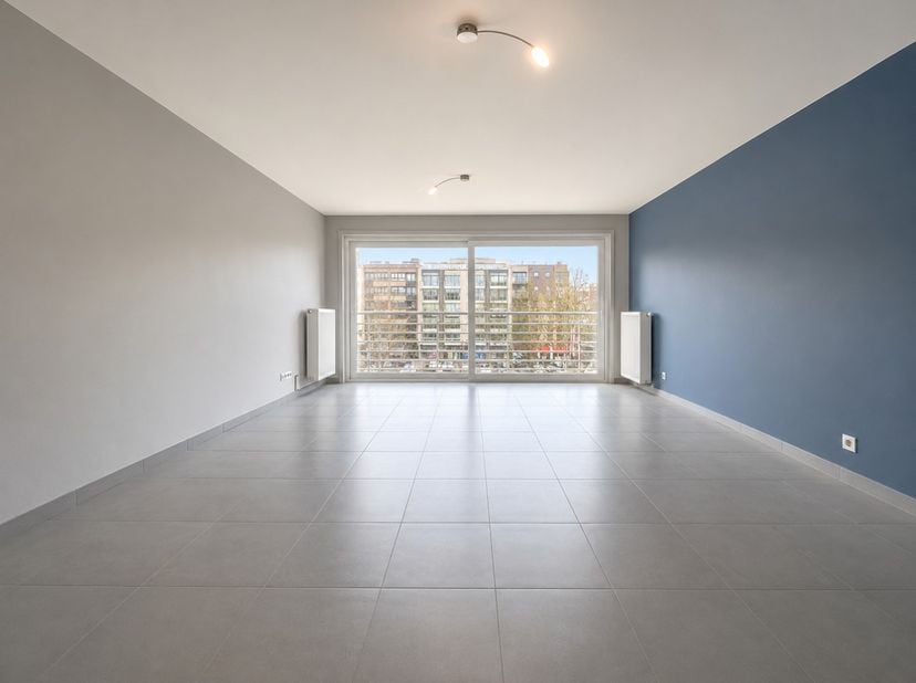 Ontdek de ideale thuisbasis voor jou in Blankenberge! Dit charmante één-slaapkamerappartement, gelegen op de Grote Markt van Blankenberge en bovendien