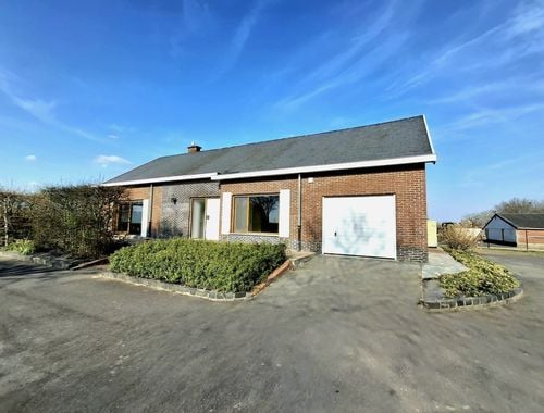                                         Maison à louer à Meigem, € 900
