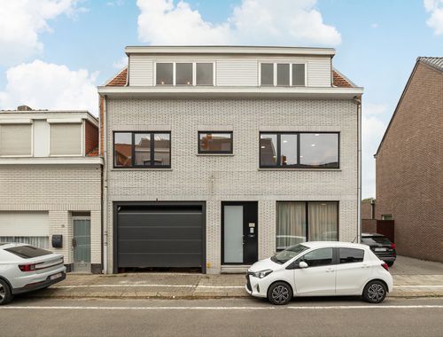                                         Kantoorgebouw te koop in Schoten, € 515.000
