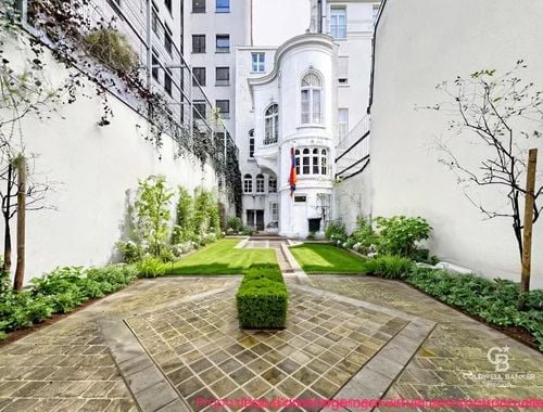                                         Bureaux à vendre à Bruxelles, € 1.950.000
