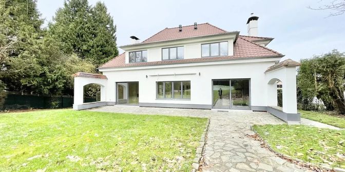Huis te huur in RUE EMILE SEMAL 5, 1310 La Hulpe