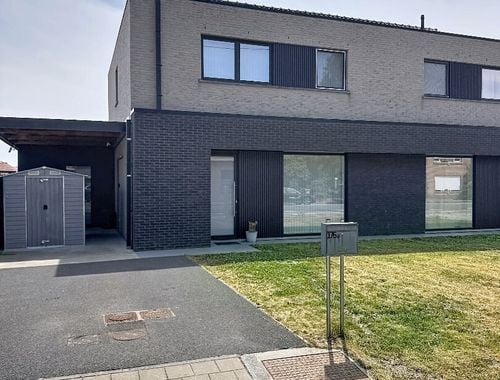                                         Woning te koop in Vladslo, € 389.000
