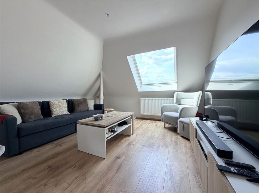 Prachtig appartement met 2 slaapkamers en een eigen tuin, gelegen op de eerste verdieping van een gebouw met twee woningen, aan de rand van de stad Do