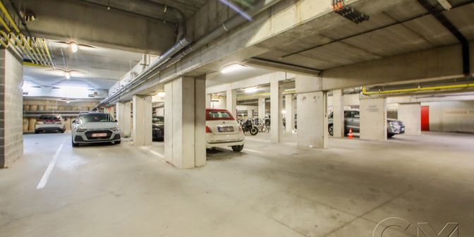 Garage te koop in 7700 Moeskroen