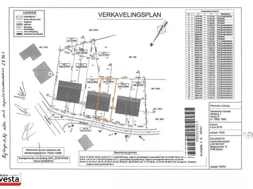 Ontdek deze halfopen bouwgrond van 4a 62ca in de rustige Kiezelstraat in Hoeselt, met een straatbreedte van 13 meter.<br />
Voordelen van de Locatie:<
