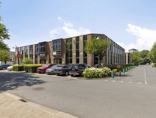                                         Immeuble de bureaux à louer à Anderlecht, € 7.569
