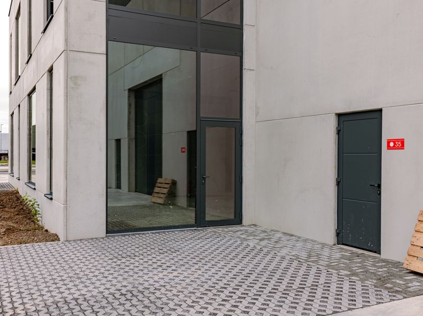 Ontdek het gloednieuwe KMO-project Gruuthuse in Oostkamp.<br />
Dit modern bedrijvenproject bevindt zich op een strategische locatie in het hart van W