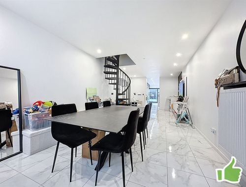                                         Maison à vendre à Mouscron, € 185.000
