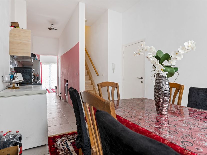 Appartement en duplex prêt à emménager, avec deux chambres et un jardin urbain<br />
 Situation : Cet appartement en duplex de deux chambres, doté d'u