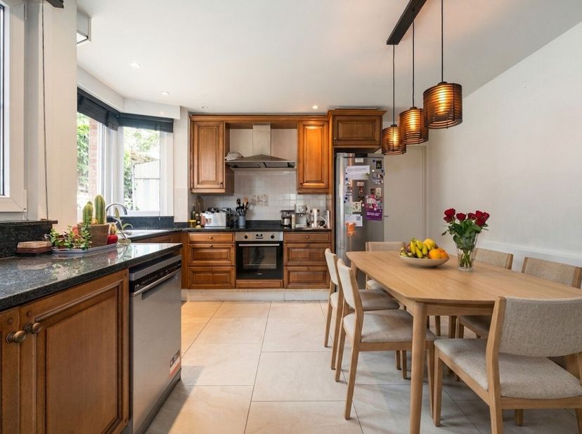 Te koop: instapklare, halfopen woning in Deerlijk met leuke tuin, gelegen in een groene en landelijke omgeving. Op zoek naar een instapklare woning in