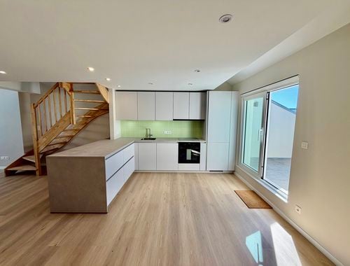                                         Duplex à louer à Ixelles, € 1.850

