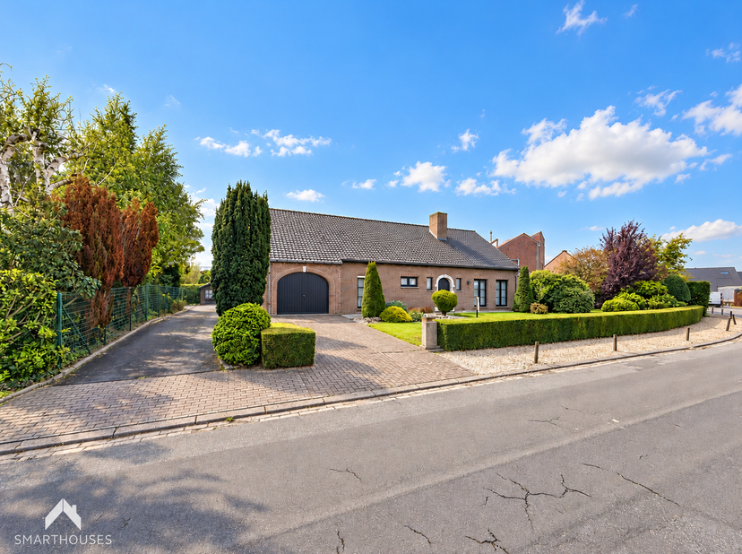 Huis te koop in Molenlaan 6,
                    8810 Lichtervelde
