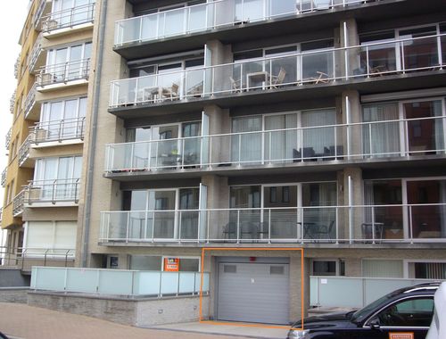                                         Staanplaats te huur in Oostende, € 85
