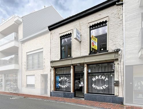                                         Gemengd gebruik te koop in Poperinge, € 145.000
