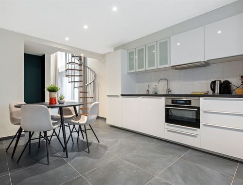                                         Appartement à vendre à Antwerpen, € 275.000
