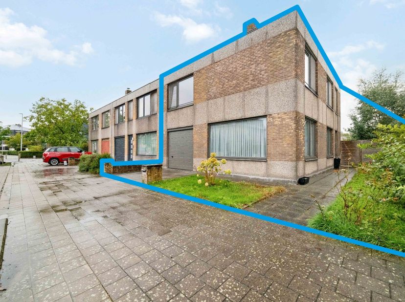 Huis te koop in Prinses Paolalaan 33,
                    8310 Assebroek