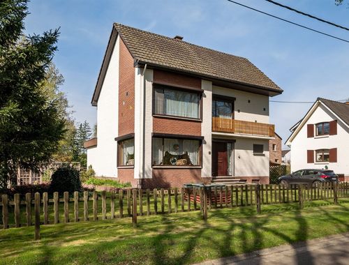                                         Eengezinswoning te koop in Genk, € 389.000
