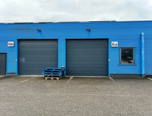                                         Bedrijfsgebouw te huur in Herentals, € 1.175
