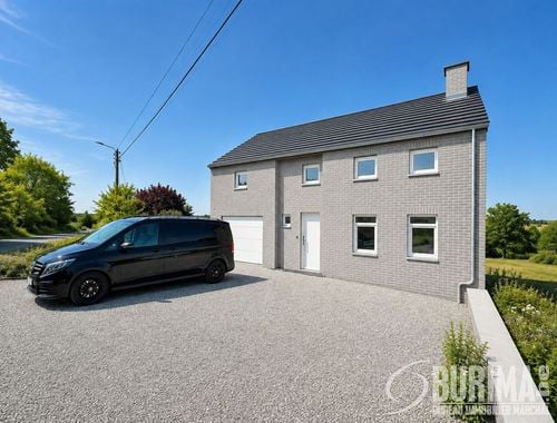                                         Villa te koop in Sart-en-Fagne, € 250.000
