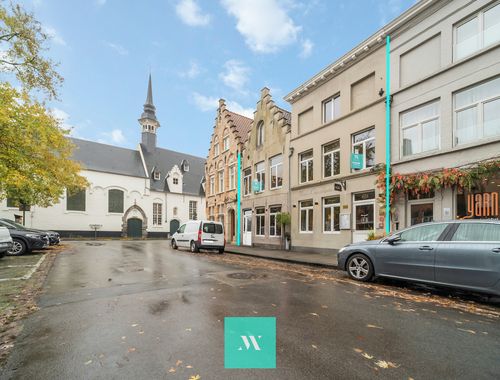                                         Usage mixte à vendre à Brugge, € 750.000
