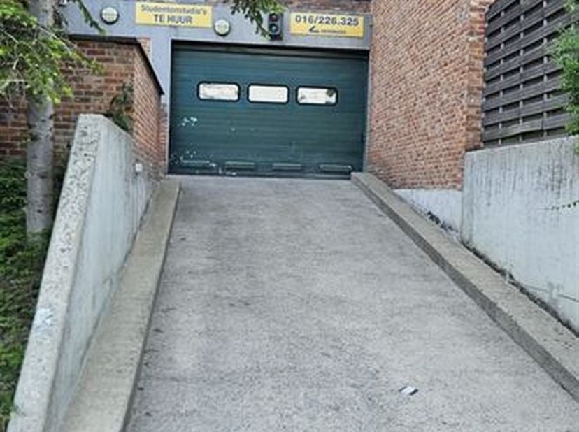 Garage à louer
                    à 3000 Leuven