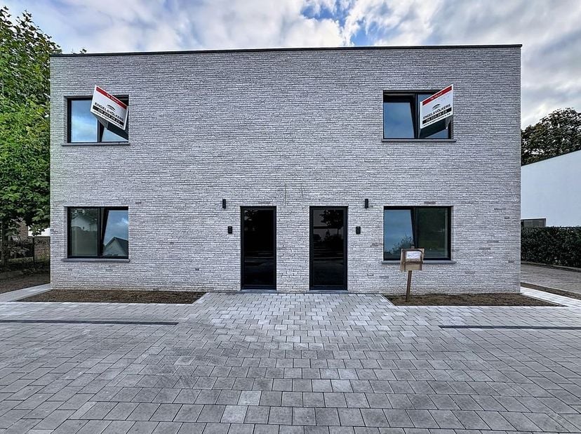 Appartement à louer à KLapstraat 7 boîte 1,
                    9831 Deurle