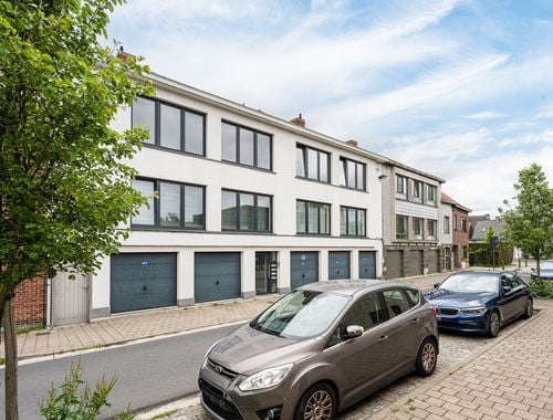                                         Appartement te koop in Oostakker, € 294.000
