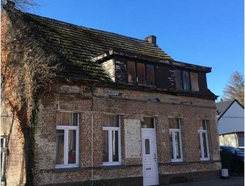                                         Woning te koop in Sint-Gillis-Bij-Dendermonde, € 70.000
