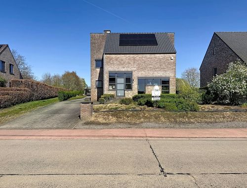                                         Maison à vendre à Meensel-Kiezegem, € 498.000
