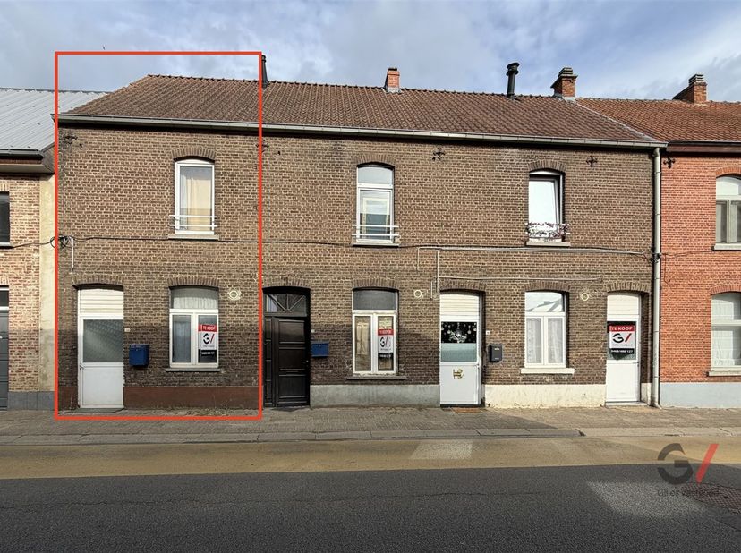 Droom je ervan een woning volledig naar jouw eigen smaak in te richten? Dan is deze te moderniseren woning in de Pater R. Van De Wouwerstraat precies